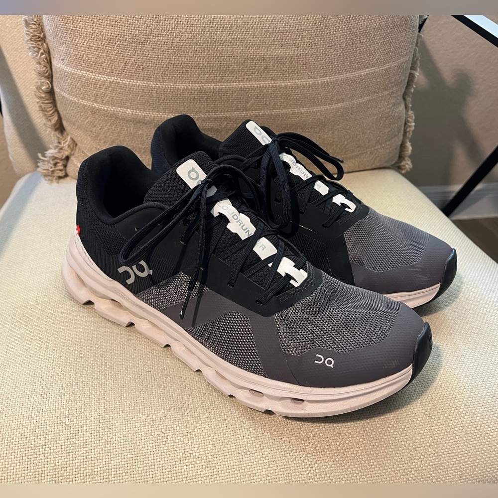 ONCLOUD - CLOUD RUNNER - BLACK/GREY